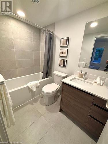 276 Dunsmure Road Unit# 24, Hamilton, ON - Indoor Photo Showing Bathroom