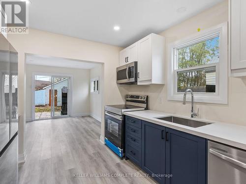 1 Exeter Avenue, Welland, ON - Indoor Photo Showing Kitchen