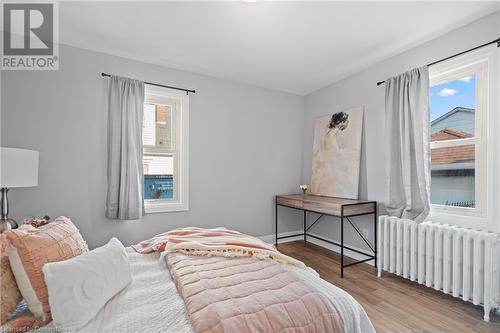 515 Deere Street, Welland, ON - Indoor Photo Showing Bedroom