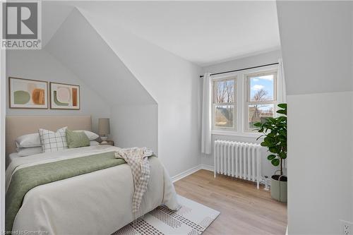 515 Deere Street, Welland, ON - Indoor Photo Showing Bedroom