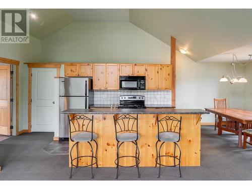 33 Rivermount Place Unit# 201D, Fernie, BC - Indoor Photo Showing Kitchen