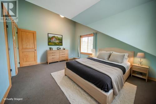 33 Rivermount Place Unit# 201D, Fernie, BC - Indoor Photo Showing Bedroom