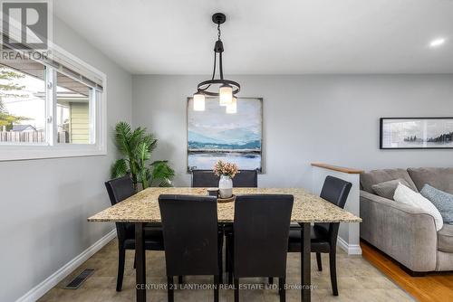 22 Shoniker Avenue, Quinte West, ON - Indoor Photo Showing Dining Room