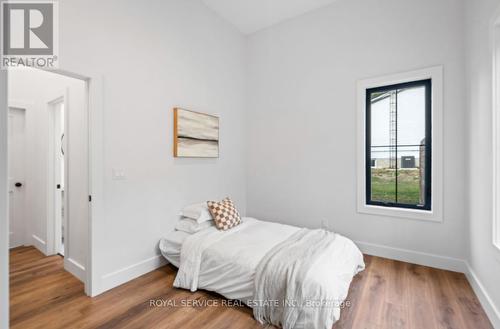 2611 Division Street N, Cobourg, ON - Indoor Photo Showing Bedroom