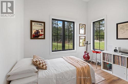 2611 Division Street N, Cobourg, ON - Indoor Photo Showing Bedroom