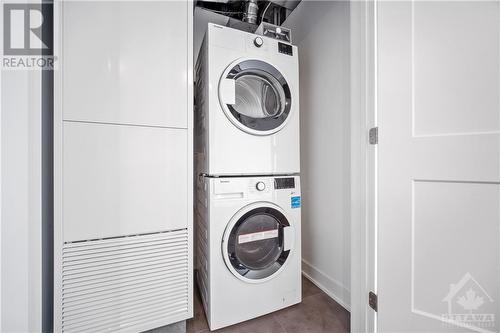 340 Queen Street Unit#1403, Ottawa, ON - Indoor Photo Showing Laundry Room