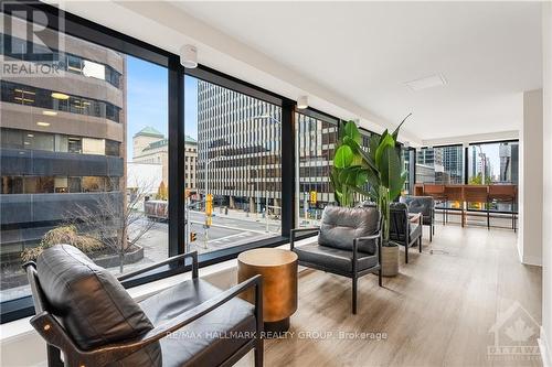 1403 - 340 Queen Street, Ottawa, ON - Indoor