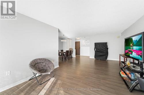 1402 - 4 Kings Cross Road, Brampton, ON - Indoor Photo Showing Living Room