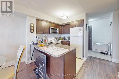 407 - 1070 Sheppard Avenue W, Toronto, ON - Indoor Photo Showing Kitchen