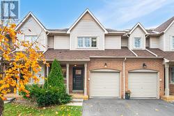 18 - 5223 FAIRFORD CRESCENT  Mississauga, ON L5V 2M6