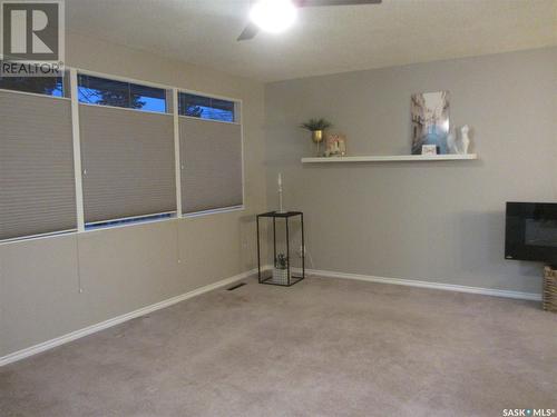 914 Arlington Avenue, Saskatoon, SK - Indoor Photo Showing Other Room