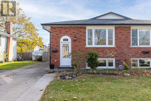 8090 Post Road, Niagara Falls (213 - Ascot), ON - Outdoor