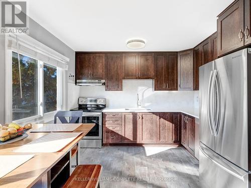 7 - 145 Rice Avenue, Hamilton, ON - Indoor Photo Showing Kitchen