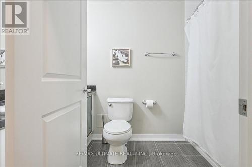 311 - 90 Charlton Avenue W, Hamilton, ON - Indoor Photo Showing Bathroom