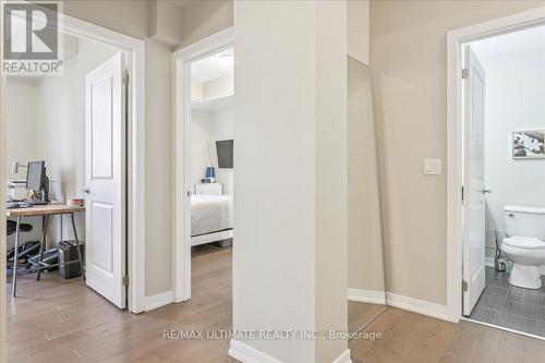 311 - 90 Charlton Avenue W, Hamilton, ON - Indoor Photo Showing Bathroom