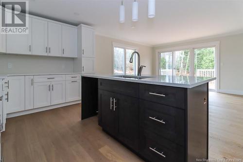 18 Elmwood Drive, Hampton, NB - Indoor Photo Showing Kitchen