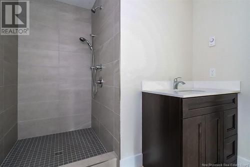 18 Elmwood Drive, Hampton, NB - Indoor Photo Showing Bathroom