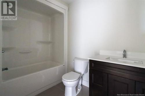 18 Elmwood Drive, Hampton, NB - Indoor Photo Showing Bathroom