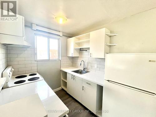 10 - 104 King Edward Avenue, London, ON - Indoor Photo Showing Kitchen