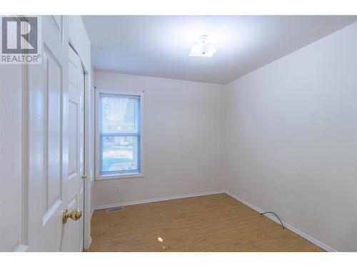 Guest room or easily adjusted to home office - 1053 Aldon Road, Kelowna, BC - Indoor Photo Showing Other Room