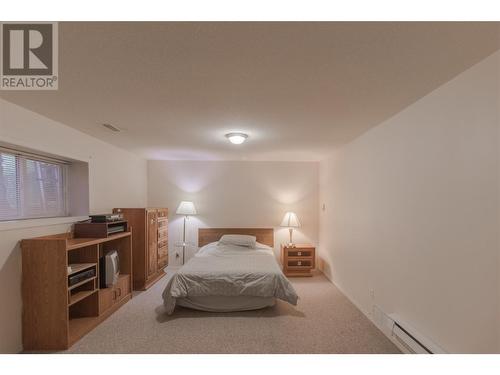 1053 Aldon Road, Kelowna, BC - Indoor Photo Showing Bedroom