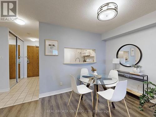 917 - 1700 Eglinton Avenue E, Toronto, ON - Indoor Photo Showing Dining Room