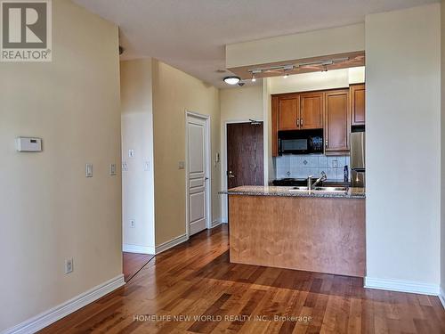 1510 - 100 Hayden Street, Toronto, ON - Indoor Photo Showing Kitchen With Double Sink