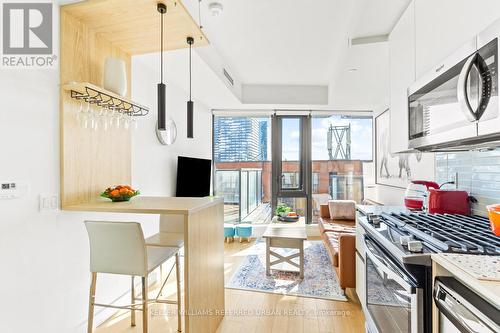 1203 - 2A Church Street, Toronto, ON - Indoor Photo Showing Kitchen