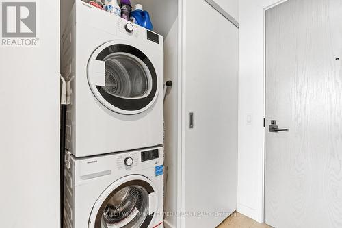 1203 - 2A Church Street, Toronto, ON - Indoor Photo Showing Laundry Room