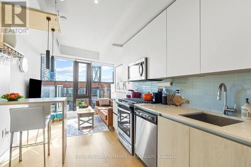 1203 - 2A Church Street, Toronto, ON - Indoor Photo Showing Kitchen With Upgraded Kitchen