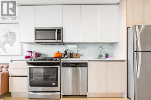 1203 - 2A Church Street, Toronto, ON - Indoor Photo Showing Kitchen