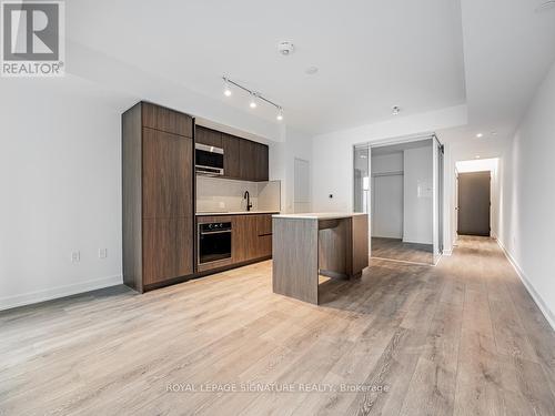 504N - 117 Broadway Avenue, Toronto, ON - Indoor Photo Showing Kitchen