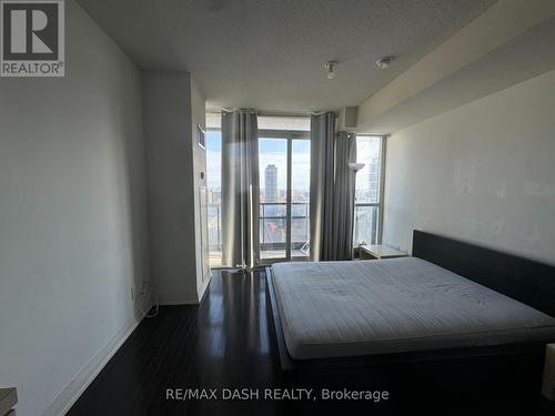 2701 - 25 Carlton Street, Toronto, ON - Indoor Photo Showing Bedroom