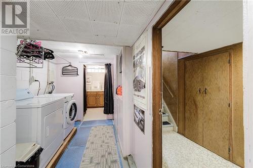 215 Brenda Crescent, Woodstock, ON - Indoor Photo Showing Laundry Room