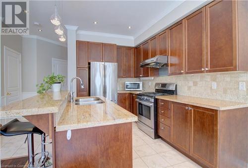 2375 Stone Glen Crescent, Oakville, ON - Indoor Photo Showing Kitchen With Double Sink