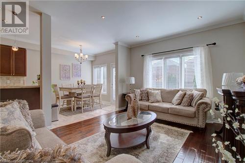 2375 Stone Glen Crescent, Oakville, ON - Indoor Photo Showing Living Room