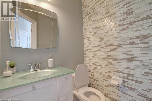 2375 Stone Glen Crescent, Oakville, ON - Indoor Photo Showing Bathroom