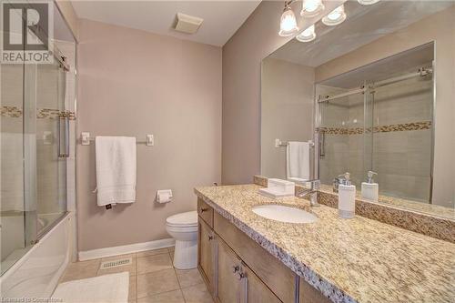 2375 Stone Glen Crescent, Oakville, ON - Indoor Photo Showing Bathroom