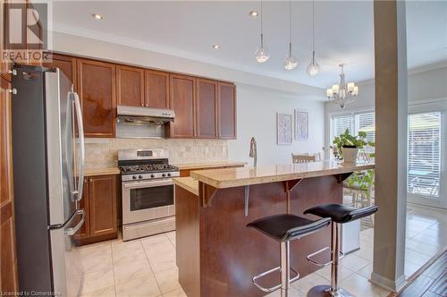 2375 Stone Glen Crescent, Oakville, ON - Indoor Photo Showing Kitchen