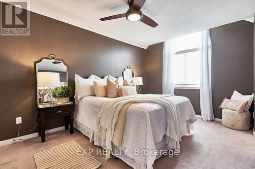 Unit #8 - 460 Woodmount Drive, Oshawa, ON - Indoor Photo Showing Bedroom