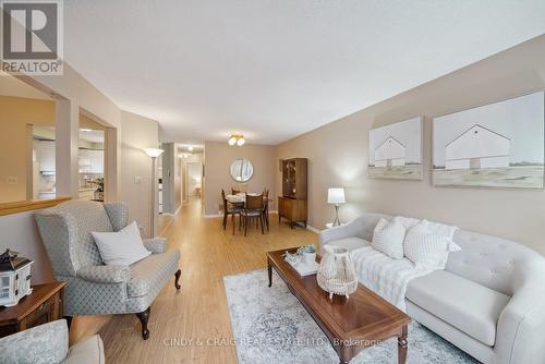 63 Townline Road S, Clarington, ON - Indoor Photo Showing Living Room