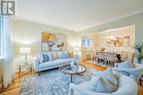 43 Flintridge Road, Toronto, ON - Indoor Photo Showing Living Room