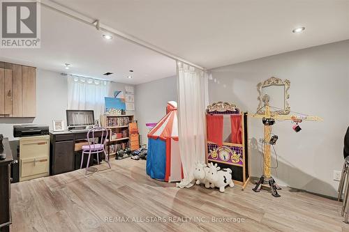 195 Phyllis Avenue, Toronto, ON - Indoor