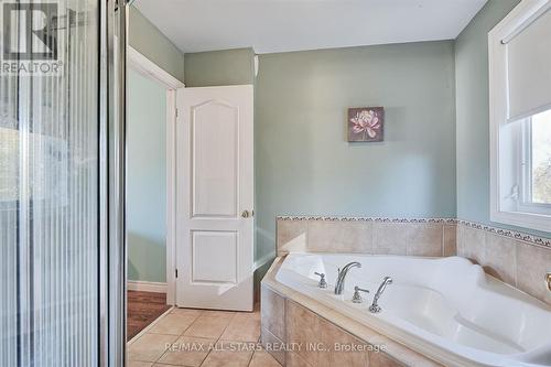 195 Phyllis Avenue, Toronto, ON - Indoor Photo Showing Bathroom