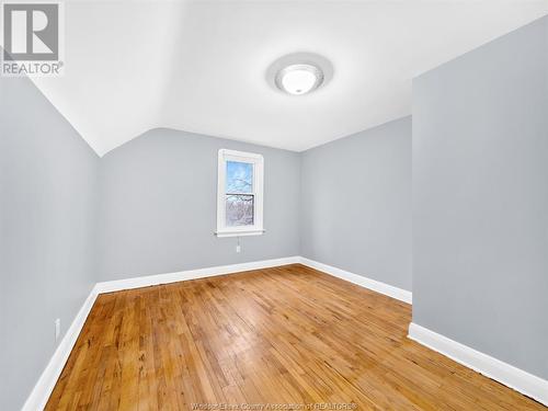 6424 Tecumseh, Windsor, ON - Indoor Photo Showing Other Room