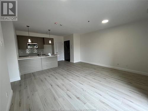 4785 Walker Road Unit# 608, Windsor, ON - Indoor Photo Showing Kitchen