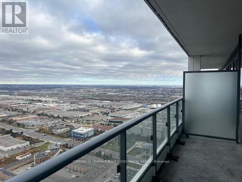 5701 - 898 Portage Parkway N, Vaughan, ON - Outdoor With Balcony With View