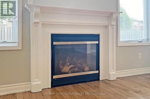 60 Ken Laushway Avenue, Whitchurch-Stouffville, ON - Indoor With Fireplace