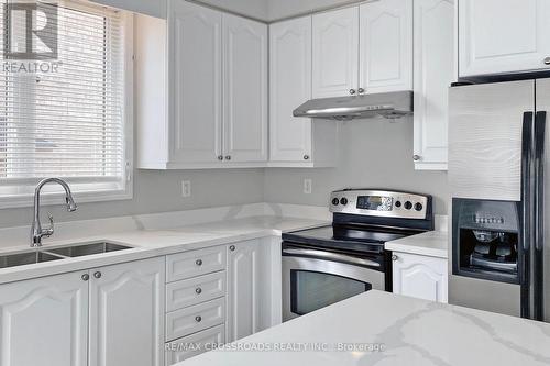 60 Ken Laushway Avenue, Whitchurch-Stouffville, ON - Indoor Photo Showing Kitchen With Stainless Steel Kitchen With Double Sink