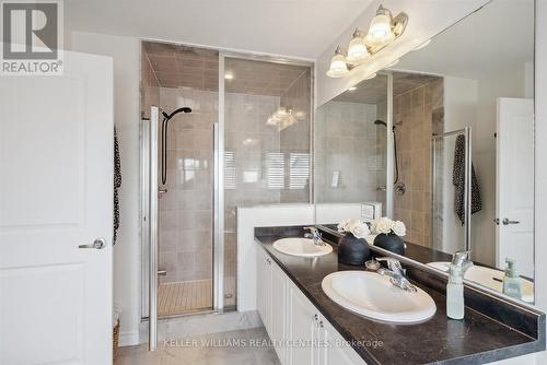 1001 Barton Way, Innisfil, ON - Indoor Photo Showing Bathroom